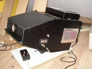 Illustration for article titled Projectors Made From Trash Deliver HD Video and Stereoscopic Movies